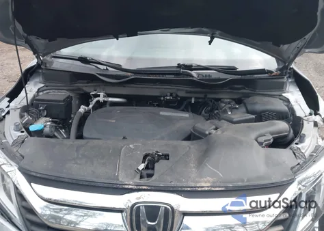 2018 Honda Odyssey Ex-L из США, поврежденный, VIN 5FNRL6H76JB018797